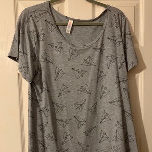 Lularoe 2XL paper planes classic T